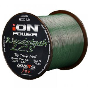 La Awa Shima Ion Power Weedstash LCS 0.34mm es una línea de carpfishing de altas prestaciones, diseñada para ofrecer camuflaje, resistencia y fiabilidad