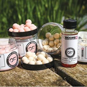 CC Moore Carp Freaks Pink Pop Ups son hookbaits de alta atracción diseñados para pescadores de carpa que buscan maximizar sus capturas.