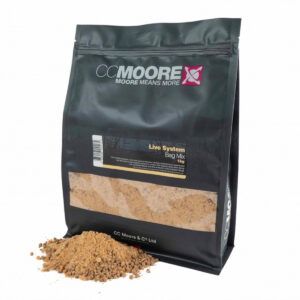 CC Moore Live System Bag Mix Ideal para bolsas de PVA, una disolución equilibrada, liberando una nube de atracción que incita a las carpas a alimentarse.