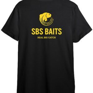 SBS Camiseta Negra-L es una declaración de identidad para los pescadores de carpas que valoran tanto el rendimiento como el estilo.