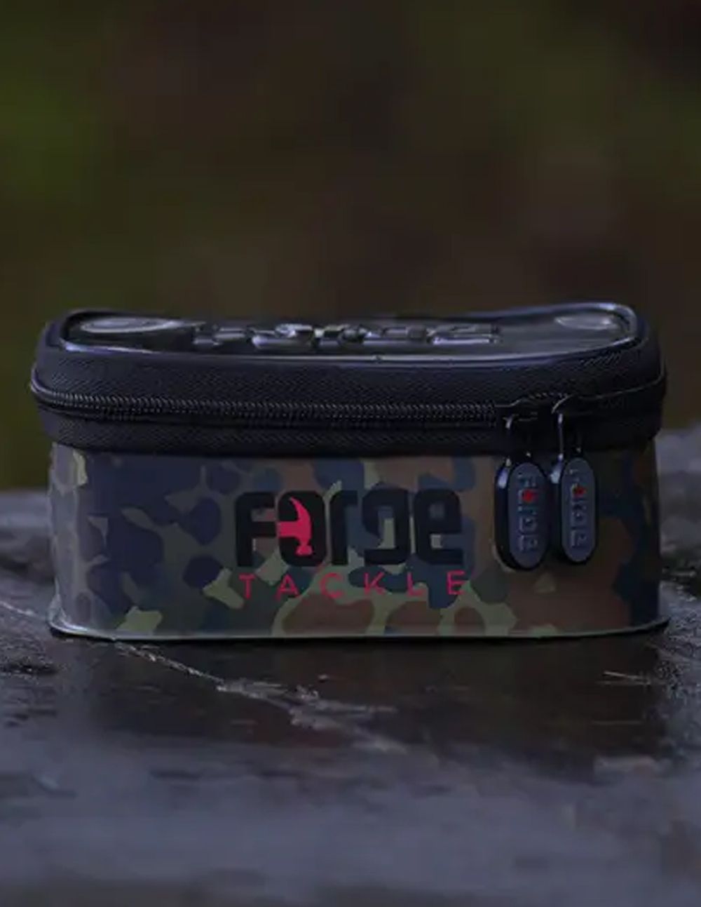 Forge Tackle Bolsa Eva Camo Pouch M Esta bolsa multifuncional es muy resistente. A su vez, se ajusta perfectamente a tu presupuesto.