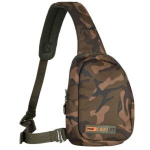 La Fox Camolite Bandolera es el accesorio perfecto para pescadores que buscan organización, funcionalidad y seguridad en cada salida de pesca.