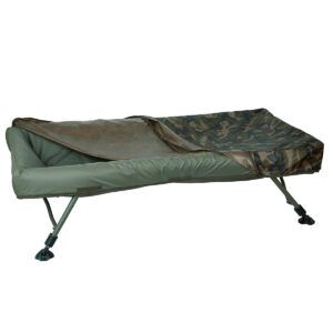 Fox Carpmaster Moqueta Cuna Esta cuna de alta calidad es un accesorio esencial en sesiones de carpfishing, donde el cuidado del pez es prioritario.