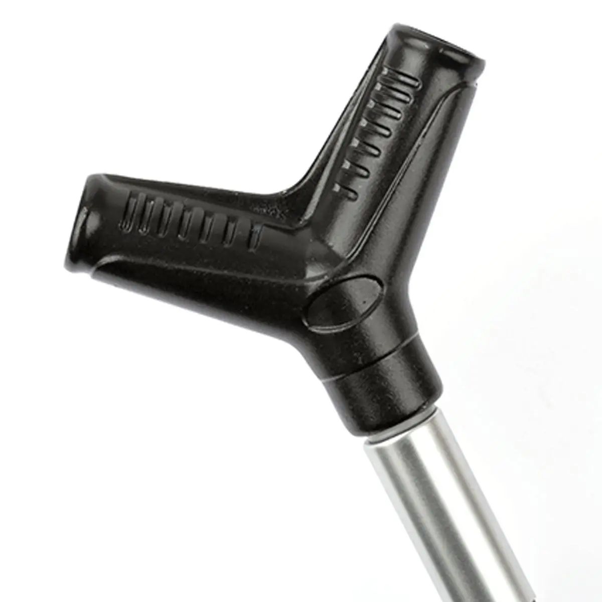 Fox EOS Sacadera 42 es una red de aterrizaje diseñada para ofrecer un rendimiento fiable, suave y cómodo, ideal para iniciarse en el carpfishing