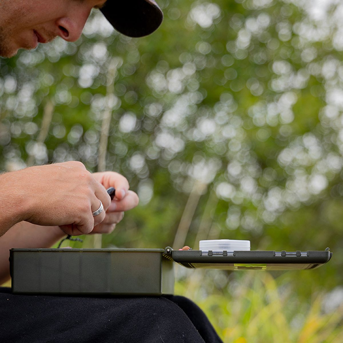 Fox Edges Tackle Box Medium - Imagen 8