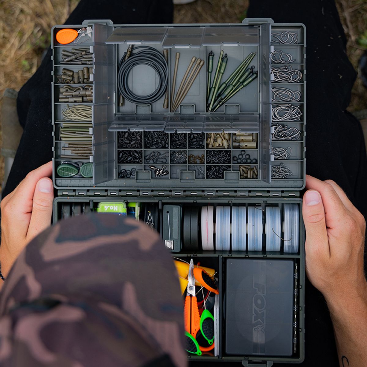 Fox Edges Tackle Box Medium - Imagen 9
