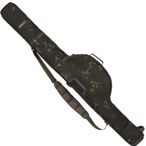 La Korda Compac Funda 3 Cañas 10ft Dark Kamo ideal para los pescadores que buscan la máxima protección y practicidad a la hora de transportar su equipo.
