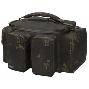 El Korda Compac Carryall Dark Kamo-M es mucho más que una simple bolsa de transporte. Su diseño está pensado para adaptarse a cualquier escenario.