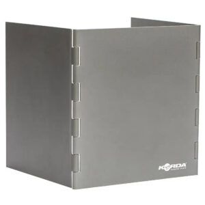 El Korda Cooking Windshield Large imprescindible para todo pescador o campista que desee cocinar de forma segura, eficiente y cómoda en exteriores.