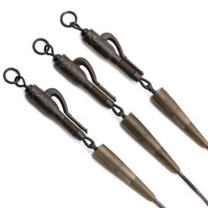 Korda Kable Leadcore Leader Hybrid Lead Clip Weed/Silt 50cm es un bajo de línea ya atado que combina comodidad, eficacia y fiabilidad para pescadores.