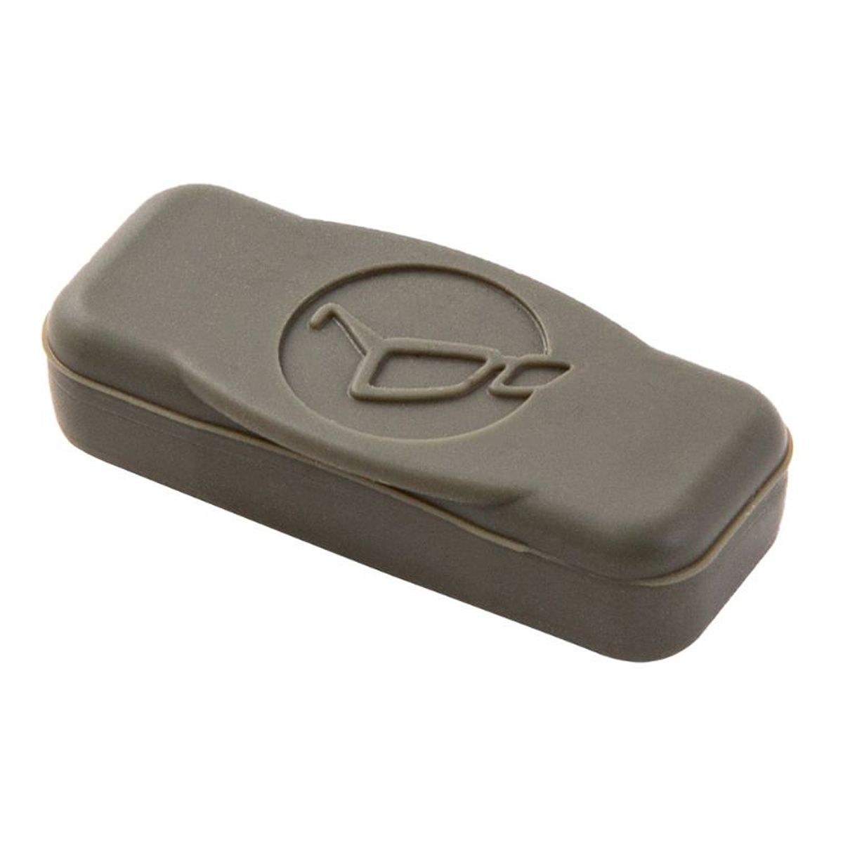 El Korda Tackle Box Magnet es un accesorio esencial para mantener tu material de pesca perfectamente organizado dentro de la Korda Tackle Box.