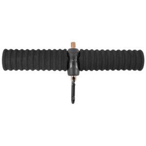 La Korum Multi Weigh Bar es una herramienta esencial para todo pescador que busca precisión y comodidad al pesar sus capturas.