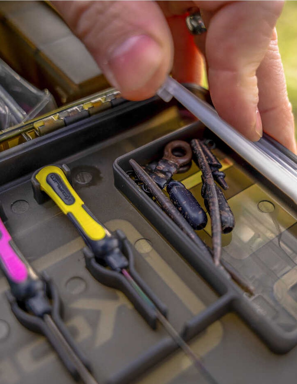 Korum Roving Blox Fully Loaded Tackle Box - Imagen 2