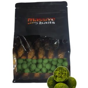 Massive Baits Boilie Green Mulberry 18mm formulados para ofrecer rendimiento superior en sesiones de carpfishing, especialmente durante los meses cálidos.