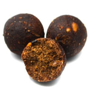 Massive Baits Eco Boilies Squid 18mm son la opción perfecta para pescadores que buscan un cebo de fondo eficaz y asequible