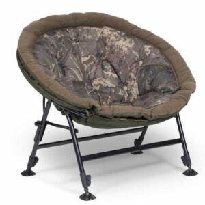 La Nash Indulgence Moon Chair Deluxe es el asiento definitivo para pescadores que buscan confort y funcionalidad en la orilla.