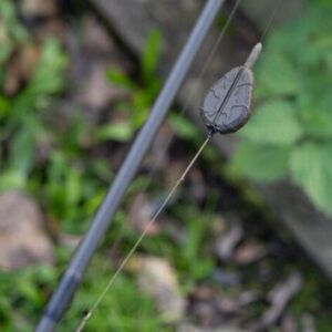 Nash Plomo Super Flat Pear In-Line Lead 127gr 4.5oz Su diseño aplanado y con peso hacia adelante ha sido meticulosamente diseñado para maximizar el agarre.