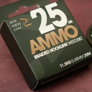 One More Cast AMMO Weed/Silt 25lb es una linea trenzada de camuflaje de alta calidad, diseñado para soportar las condiciones de pesca más duras y exigentes.