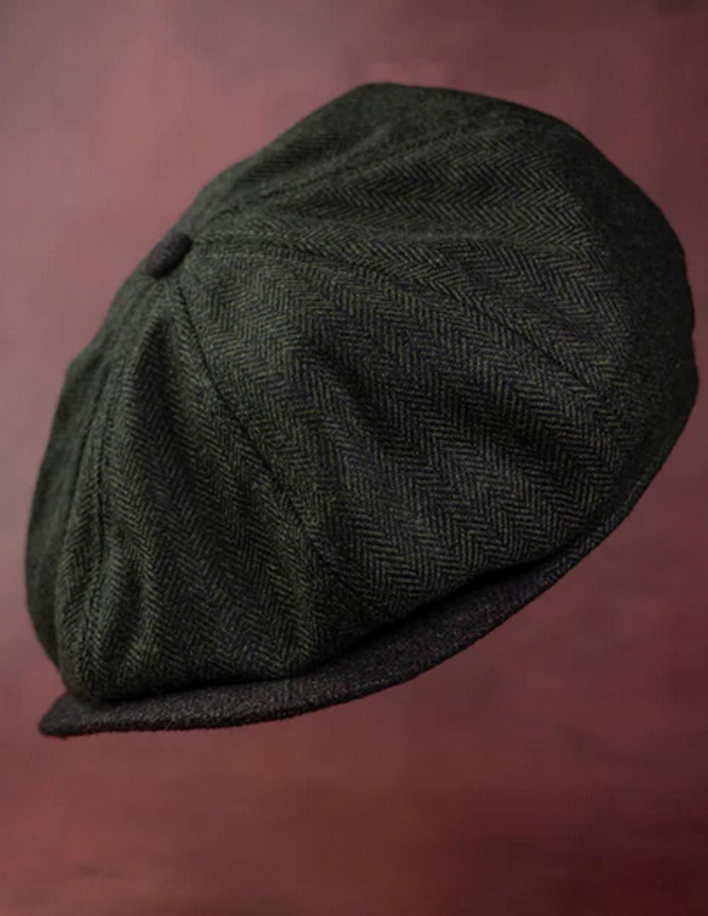 One More Cast Boina 57 cm OMC lanzó la primera versión de este sombrero estilo Baker Boy en 2022 y rápidamente se convirtió en un éxito.