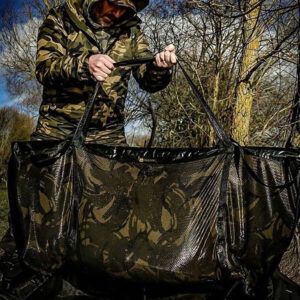 Prologic Saco de Retención y Pesaje Camo XL Combina las funciones de saco de retención flotante y eslinga de pesaje en un solo producto.