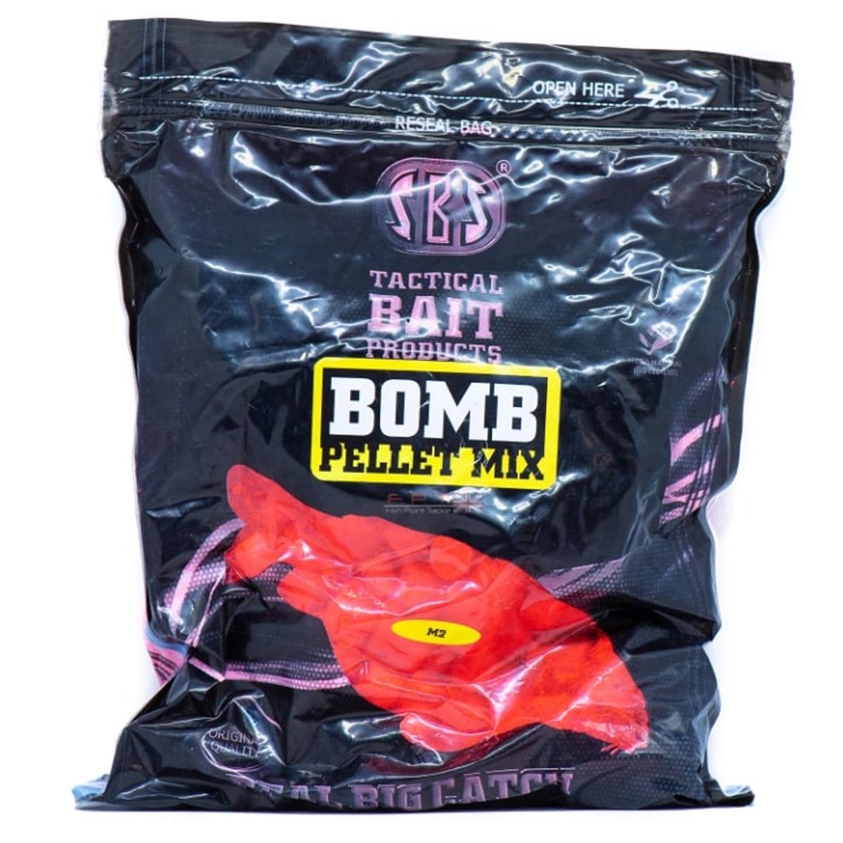 SBS Bomb Pellet Mix M2 Su fórmula combina pellets de diferentes tamaños (10 mm a 20 mm) que liberan atrayentes de forma progresiva.