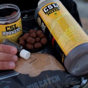 SBS CSL Hookers Glug Pop Up Squid & Octopus 16mm on boilies flotantes diseñados para ofrecer una atracción rápida y duradera.
