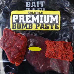 SBS Premium Soluble Bomb Paste – Tuna & Black Pepper ha sido diseñada para ofrecer una atracción rápida y potente en torno al anzuelo.