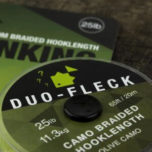 El Thinking Anglers Duo Fleck Camo Braided Hooklength 25lb es un bajo trenzado de camuflaje diseñado para pescadores que buscan máxima naturalidad.
