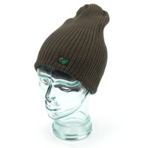 El Thinking Anglers Gorro Whistler Verde es la elección perfecta para pescadores y aventureros que necesitan abrigo, resistencia y comodidad.