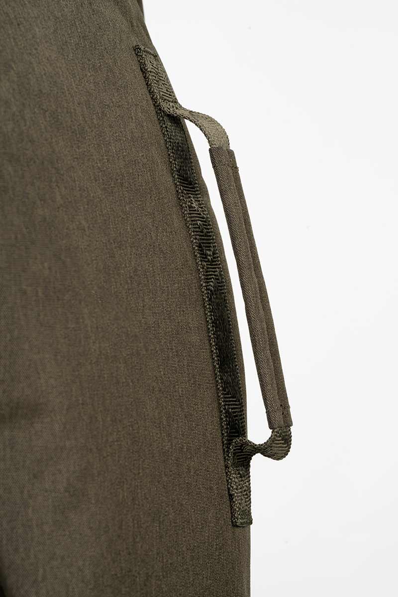 Fox Voyager Funda 10ft 3 Cañas ha sido diseñada específicamente para pescadores exigentes que buscan una solución práctica y duradera