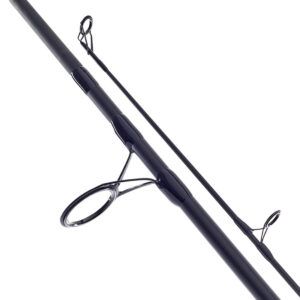 Si buscas una caña spod ligera, potente y equilibrada para sesiones largas o cebados extensos, la Daiwa Hyper Spod 13ft 5.00lb es una aliada indispensable.
