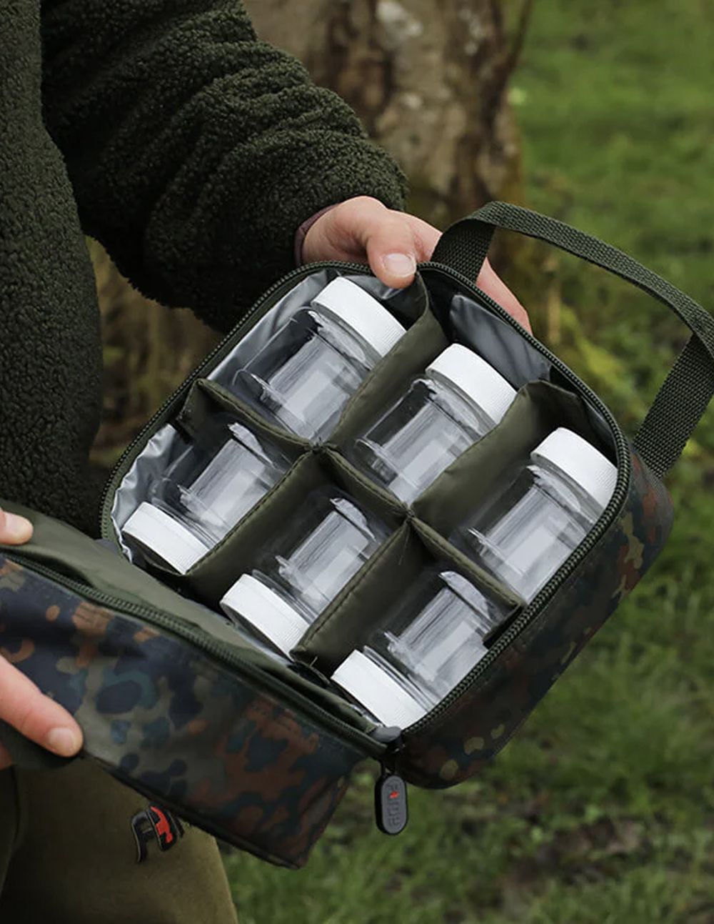 Forge Tackle FTR Bolsa Hookbaits Camo - Imagen 3