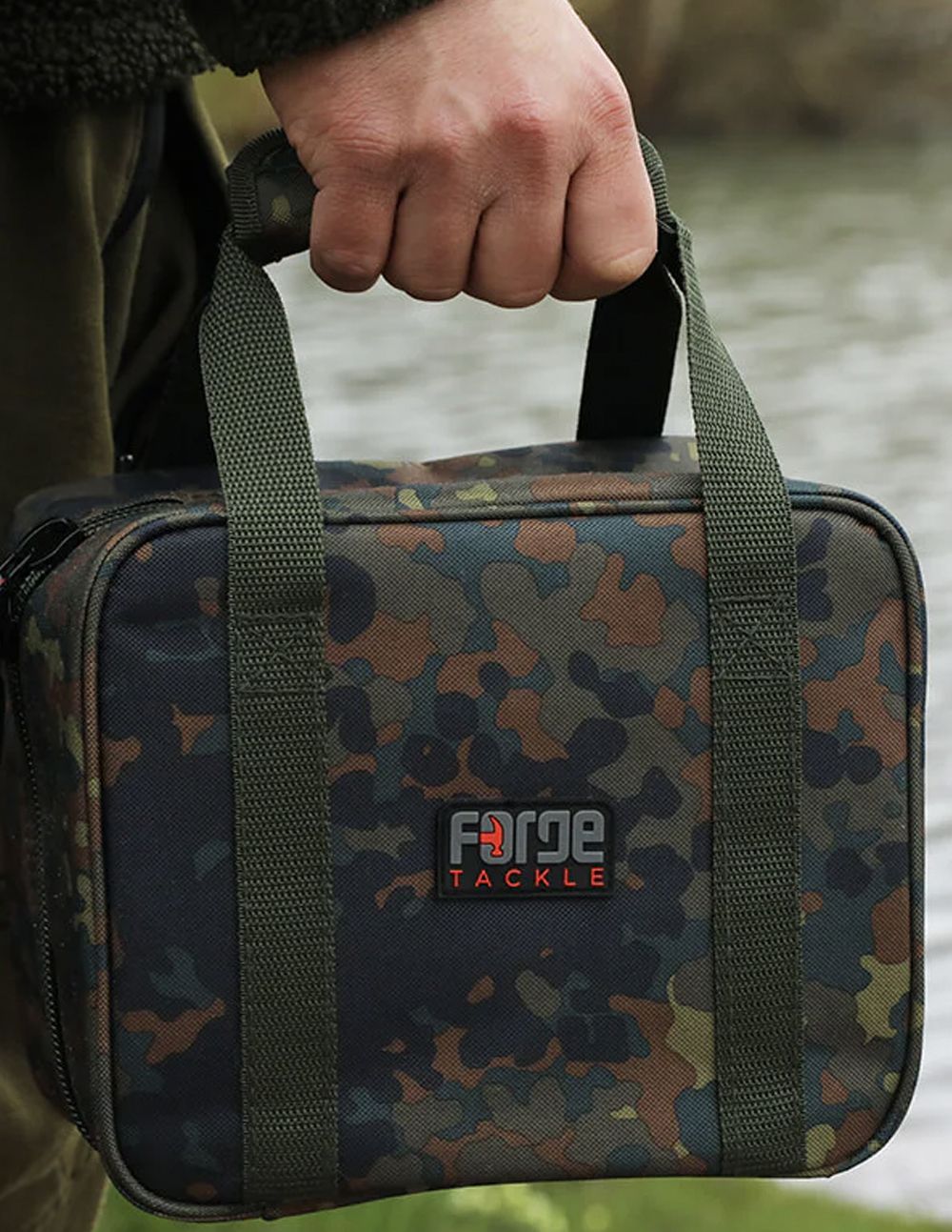 Forge Tackle FTR Bolsa Hookbaits Camo - Imagen 4