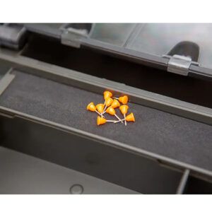 Forge Tackle Tactical Box 1 compacta, delgada y extremadamente resistente, diseñada específicamente para pescadores móviles