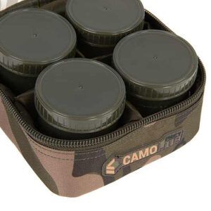 Fox Camolite Bolsa 6 Botes está diseñada para guardar y proteger tus cebos favoritos de manera ordenada y accesible, Combinando estilo y funcionalidad