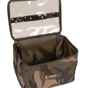 Fox Camolite Bolsa-XL está diseñada para almacenar y organizar accesorios de pesca de gran tamaño de manera segura y cómoda.