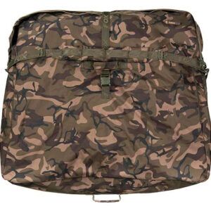 Fox Camolite Funda Silla está diseñada para sujetar y transportar sillas de tamaño medio de manera segura y cómoda. Combina estilo y funcionalidad