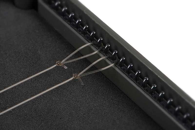 Fox Caja de Aparejos y Bajos M – 50 Pins - Imagen 2