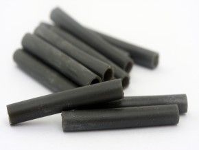 Korda Silicones Sleeves Weed son manguitos flexibles diseñados para fijar con firmeza los componentes clave de tus montajes, como swivels, clips o anzuelos.