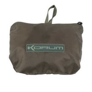 Korum Saco de Pesaje está diseñado para ofrecer una forma fácil y segura de pesar tus capturas. Gracias a su material suave y respetuoso con los peces