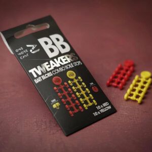 ONE MORE CAST Tweakers Bait Blobs Rojo y Amarillo desarrollada para mejorar el rendimiento de pesca mediante la optimización de accesorios esenciales.