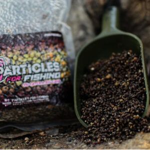 Particles For Fishing Cañamon Cocido son un cebo natural altamente atractivo, diseñado específicamente para captar la atención de carpas.