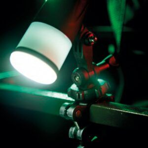 RidgeMonkey Soporte Adaptador Rosca este adaptador te garantiza una instalación sólida y estable en casi cualquier superficie.