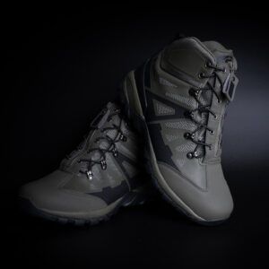 RidgeMonkey Botas Quickzip - 41 son el calzado definitivo para los pescadores de carpfishing que buscan comodidad, rapidez y protección.