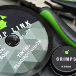 Thinking Anglers Crimp Link Tinted Fluorocarbon 30lb es un material de alta resistencia y baja memoria, ideal para todo tipo de montajes de pesca avanzada,