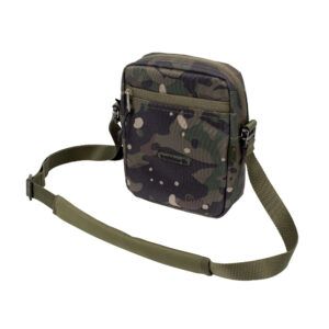 Trakker NXC Bolso Essentials está diseñado para los pescadores que necesitan tener siempre a mano sus pertenencias más importantes