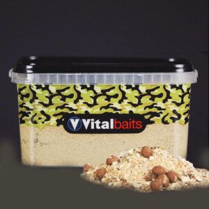 El Vitalbaits Groundbait Nutty Crunch Cubo es un cebo molido de alta calidad, formulado para ofrecer una atracción inmediata y duradera