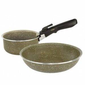 Trakker Set De Olla y Sarten Compact está diseñado para ofrecer una experiencia de cocina profesional en plena naturaleza.