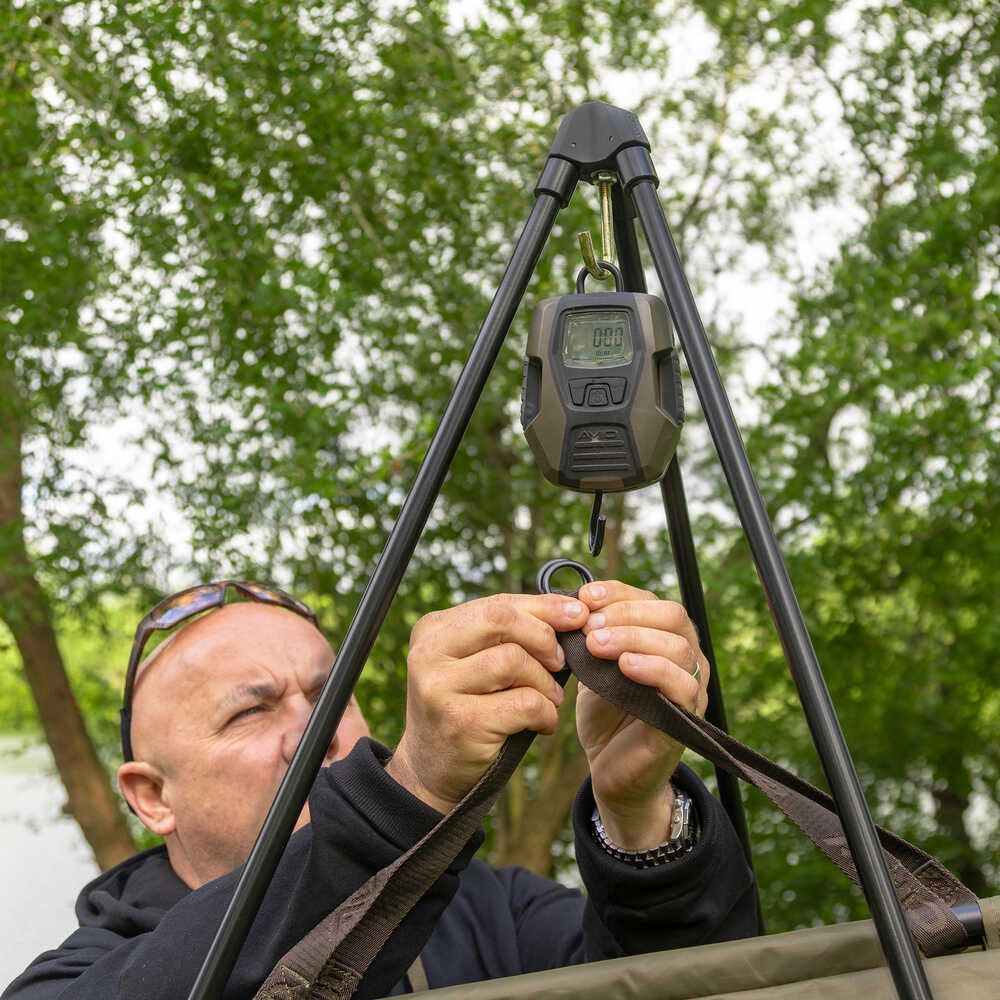 Avid Carp Tripode Pesaje PRO-Tect Deluxe - Imagen 2