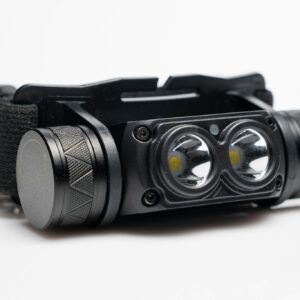 WOLF Frontal HL-1300 Ilumina cada detalle de tus sesiones nocturnas de pesca, actividades al aire libre o trabajos técnicos.